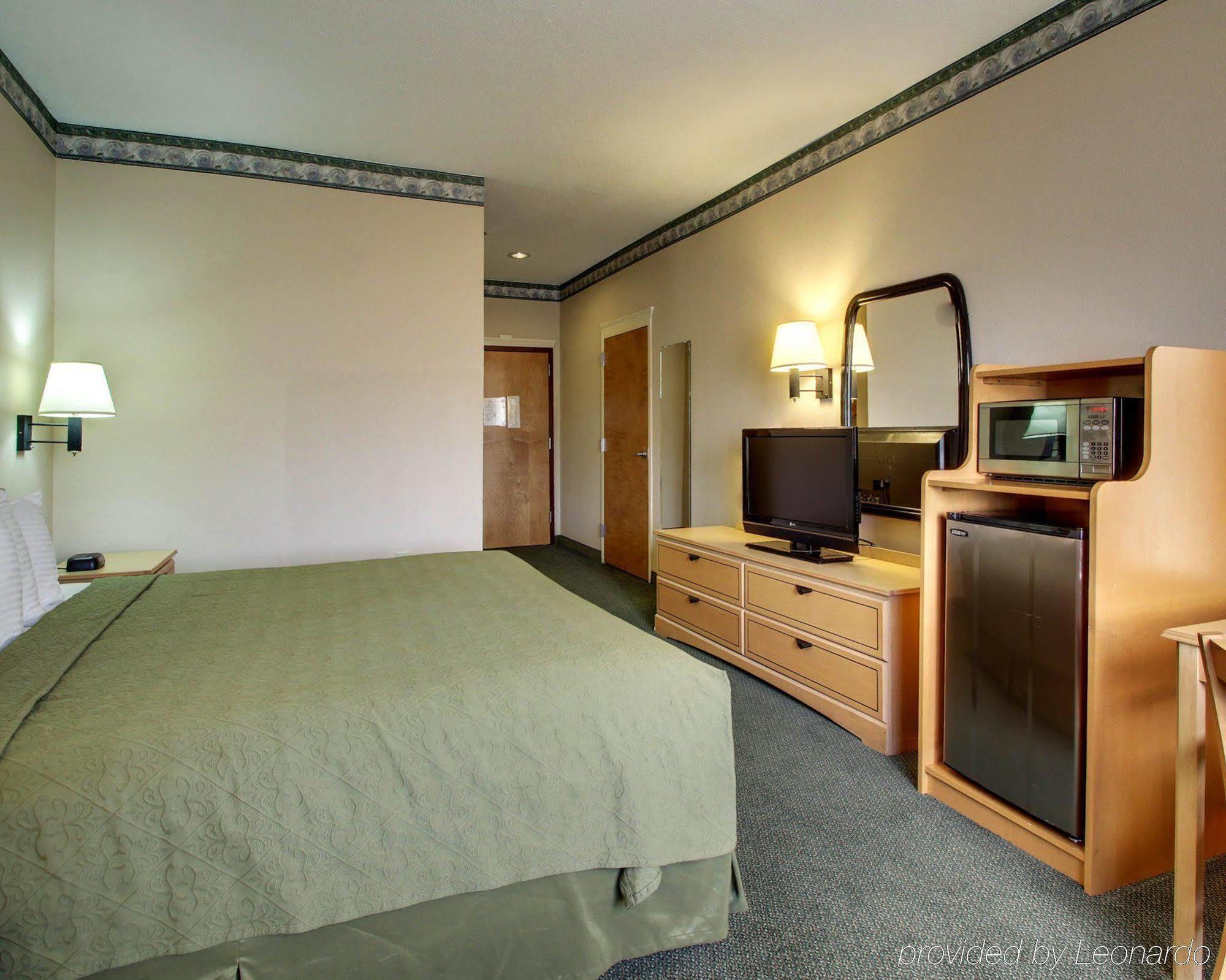 Quality Inn & Suites Pearl-Jackson Kültér fotó