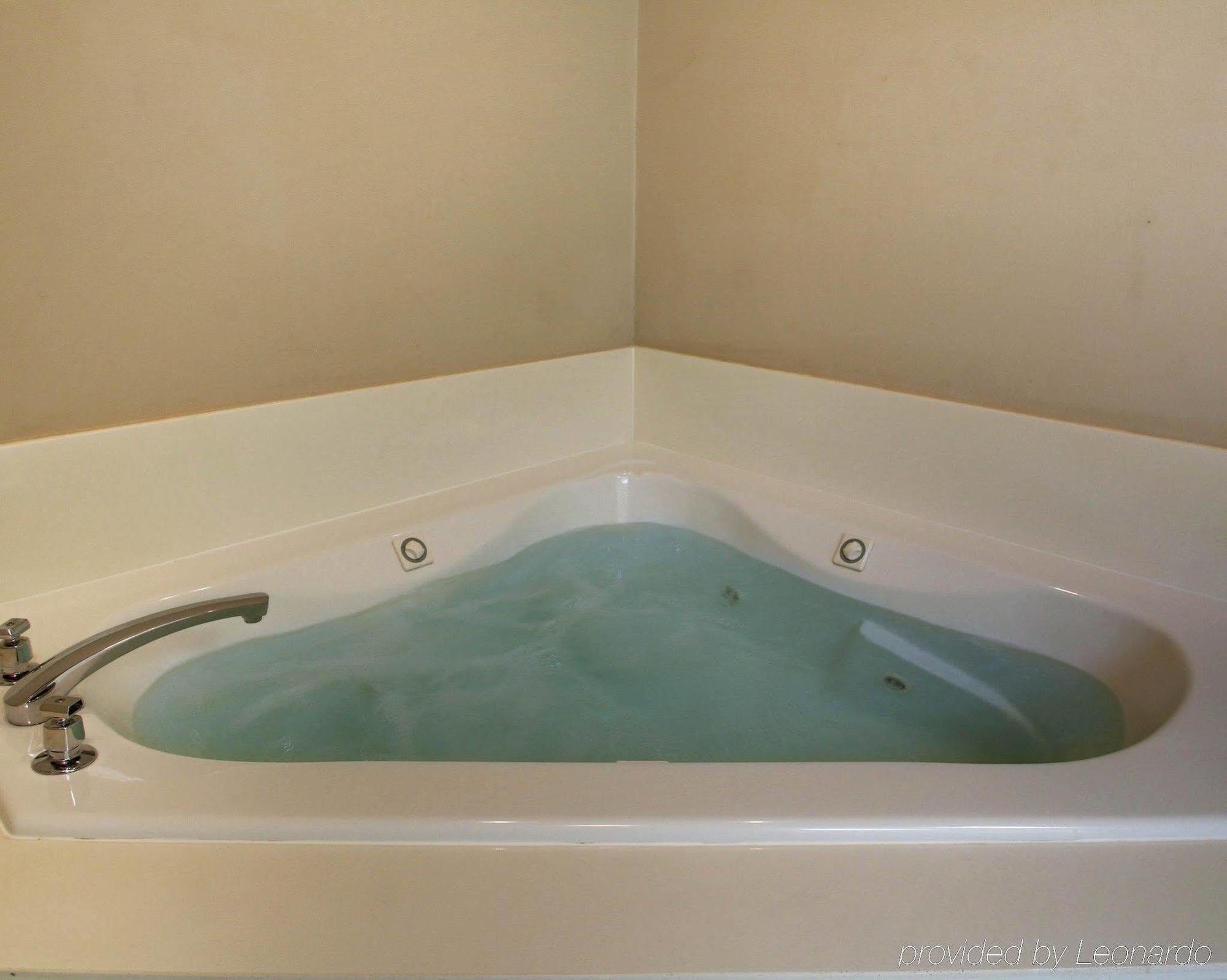 Quality Inn & Suites Pearl-Jackson Kültér fotó